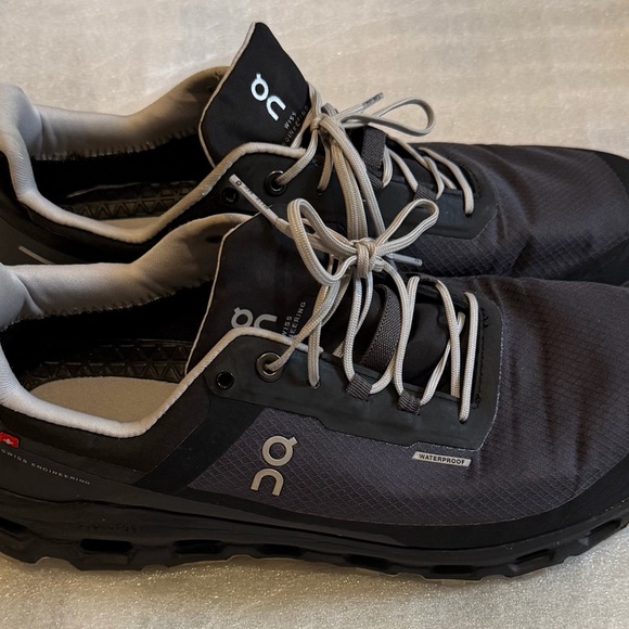 On Running Running Men’s Cloudrunning Shoes in Dark Gray - Picture 5 of 10